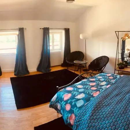 Nocleg ze śniadaniem Le Bistrot De L'ecluse 3*